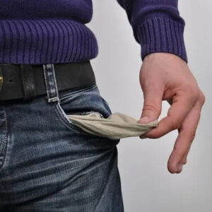 Münzen, Taschenrechner und Messschieber als Symbol für transparente Detektei Kosten und Privatdetektiv Preise in Berlin