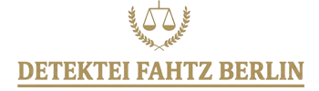 Logo der Detektei Fahtz Berlin mit Waage und Lorbeerkranz als Zeichen für professionelle Privatdetektei und Wirtschaftsdetektei