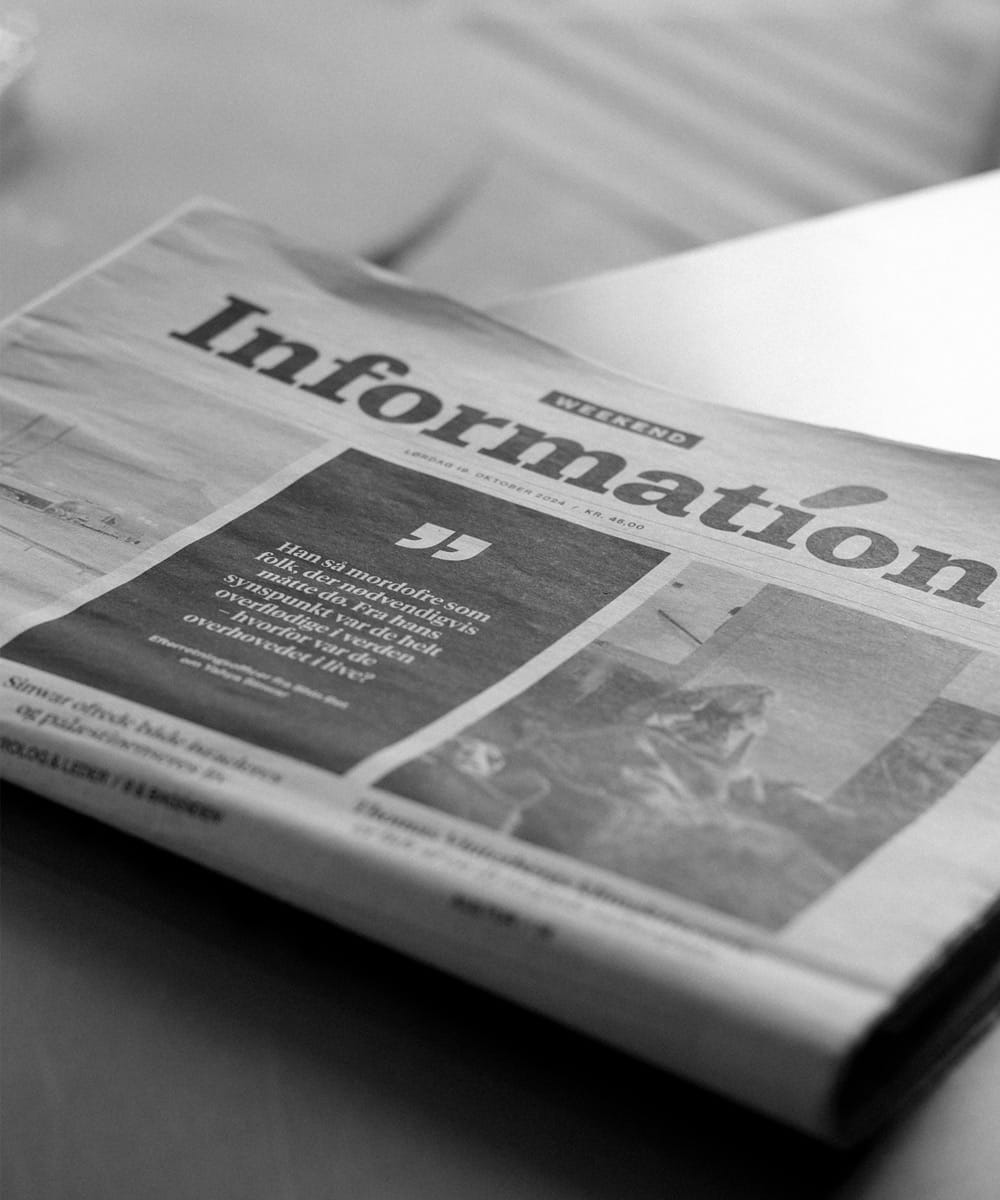 Zeitung mit dem Wort Information als Symbol für Recherche, Fachbeiträge und Ermittlungsschwerpunkte der Detektei Fahtz Berlin.